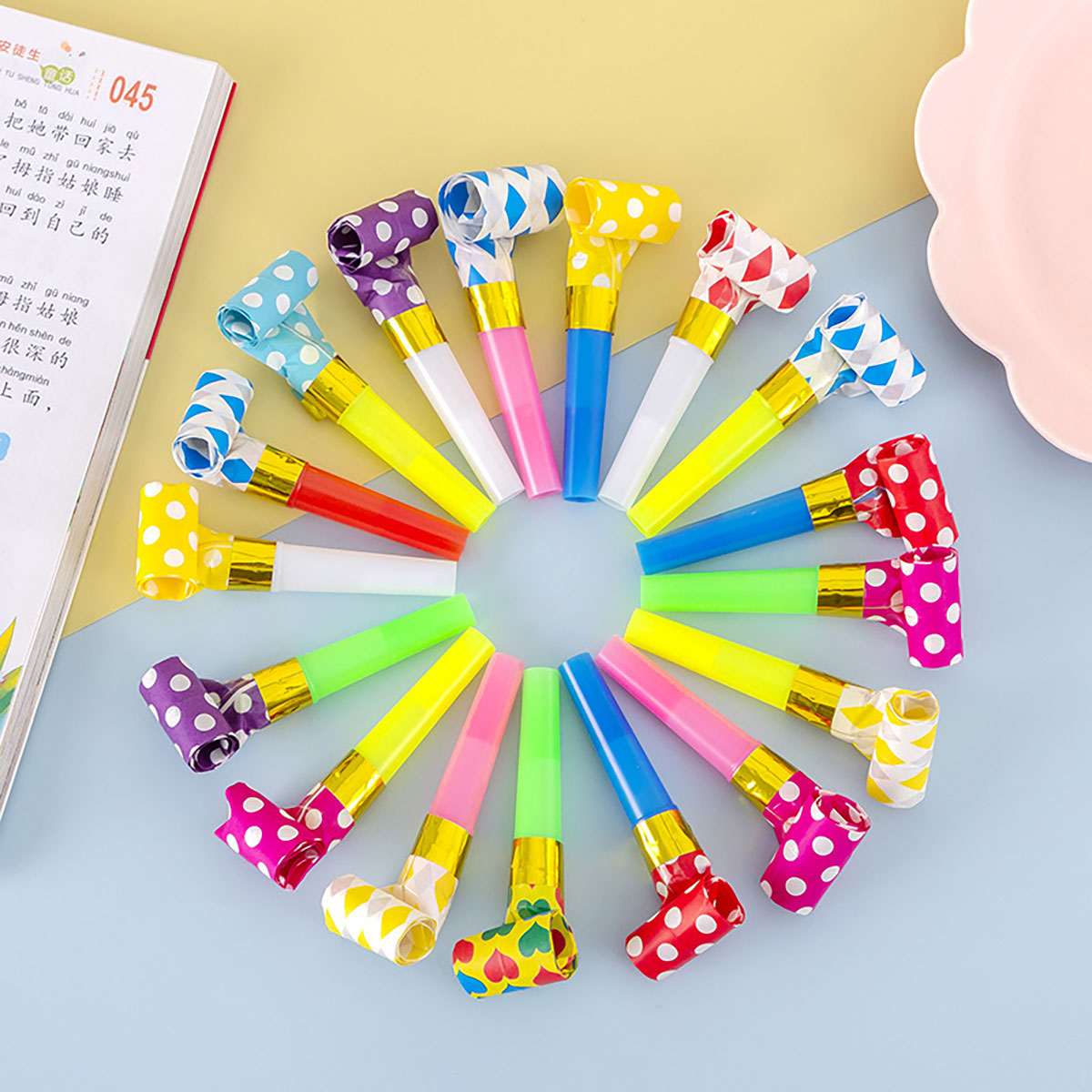 Party Games Engagement - 30 buah mainan peluit warna-warni mainan