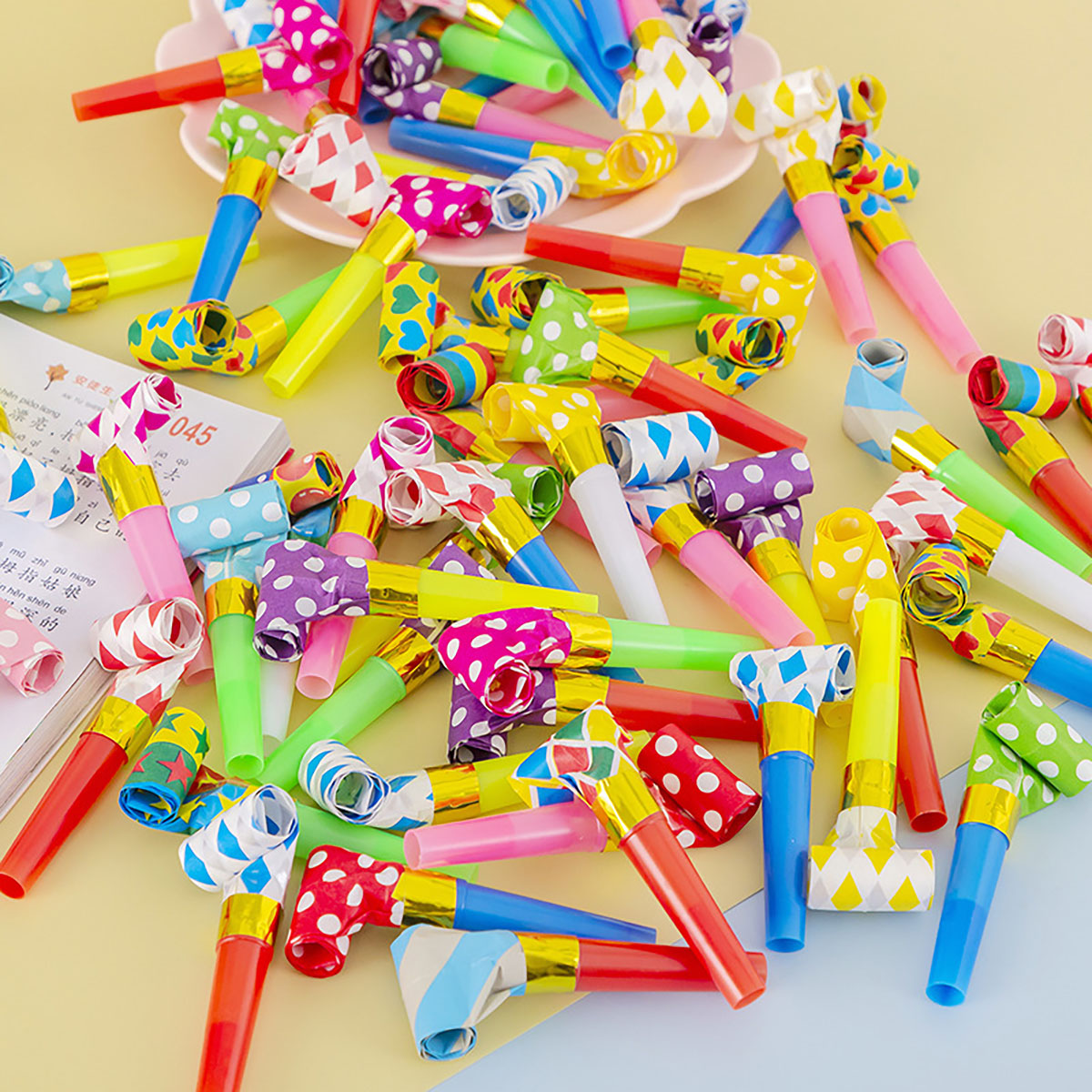 30 buah mainan peluit warna-wa - Party Games Engagement ulasan dan harga
